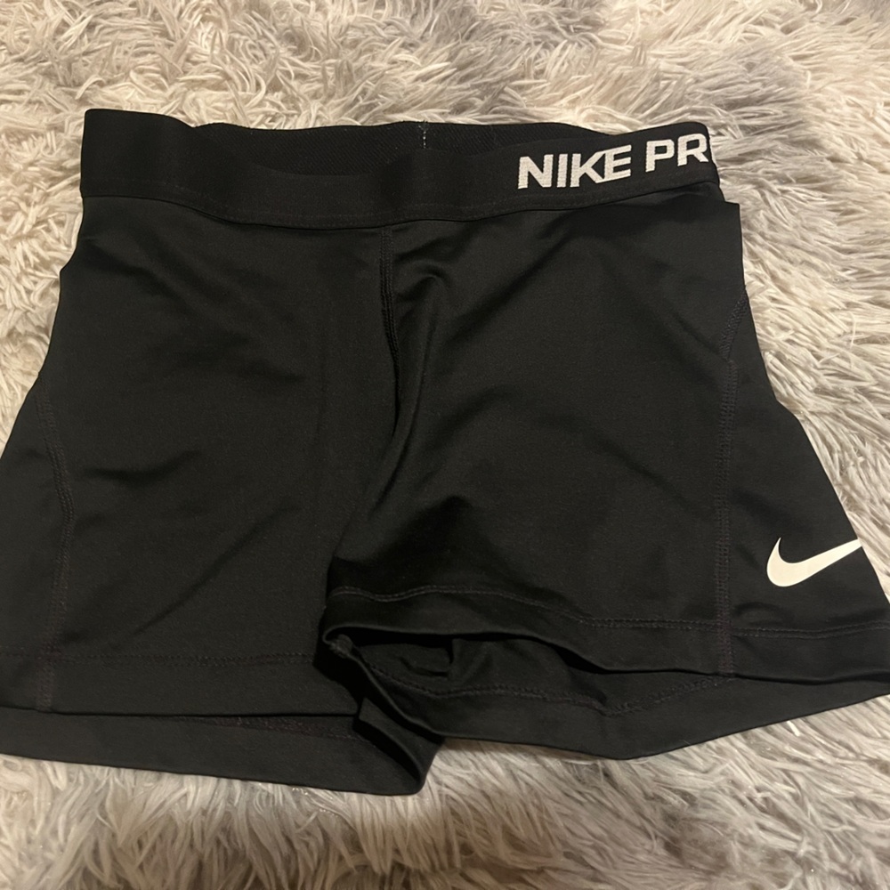 women’s nike pros